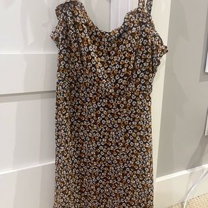 botique floral dress